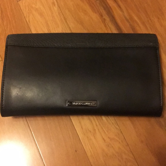 Clutch - Picture 4 of 5